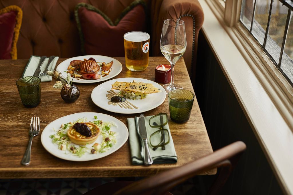 The White Hart 15 - Gallery