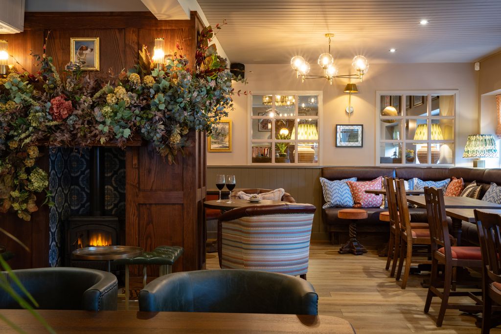 The Ragged Robin 17 - Gallery