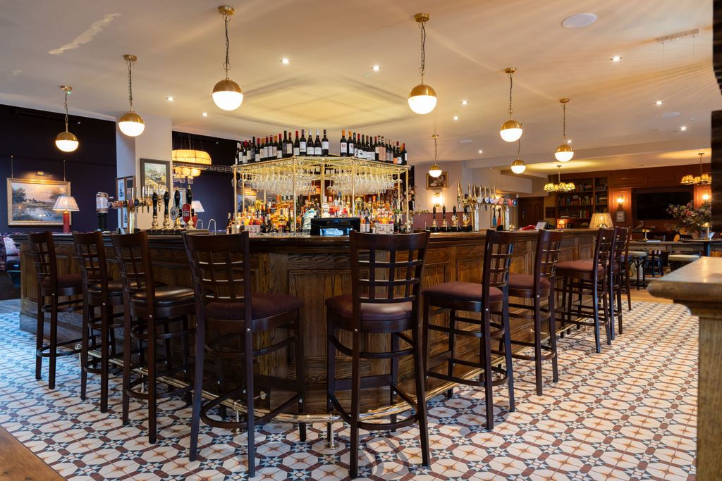 The Potter's Heron 14 - Gallery