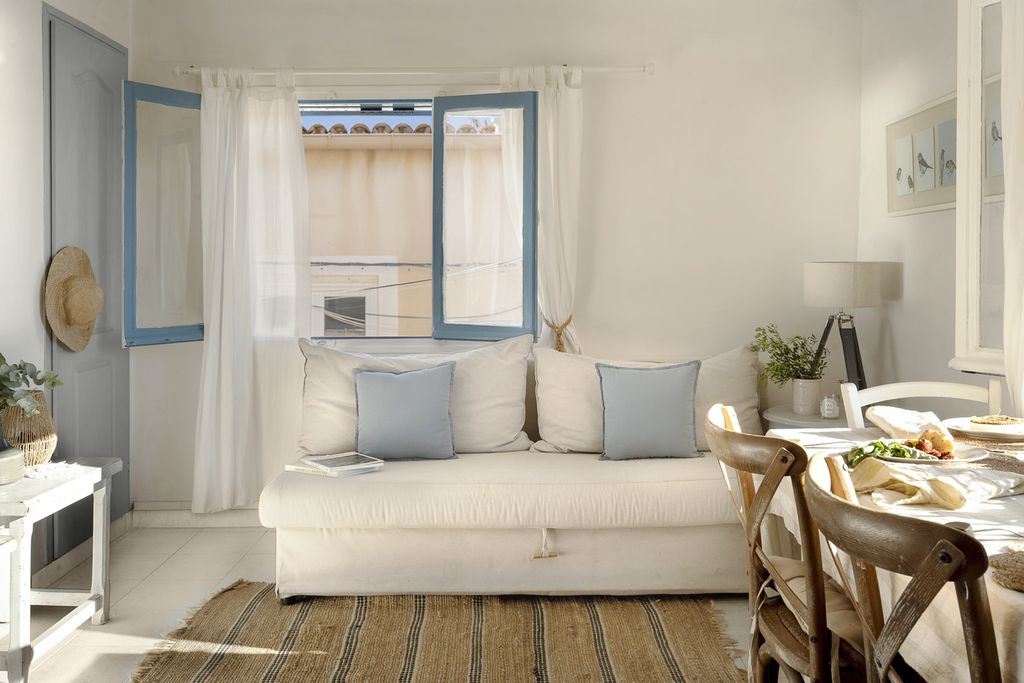 Maison de Thau 13 - Gallery