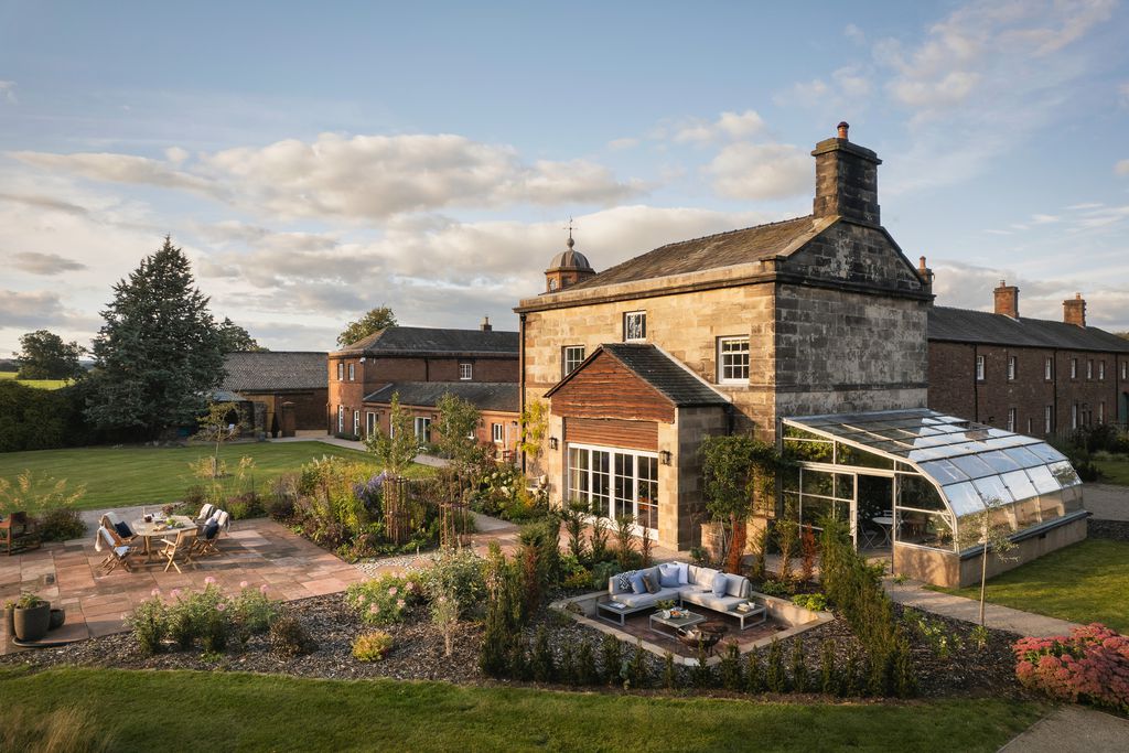 Eden Hall 1 - Gallery