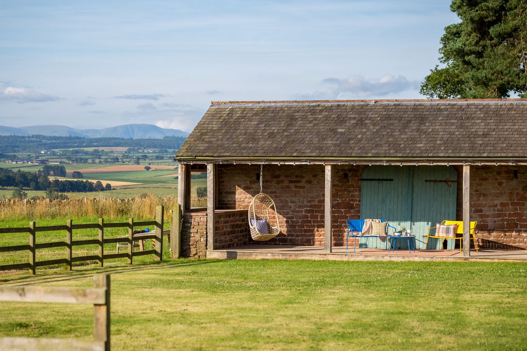 High Barn 12 - Gallery