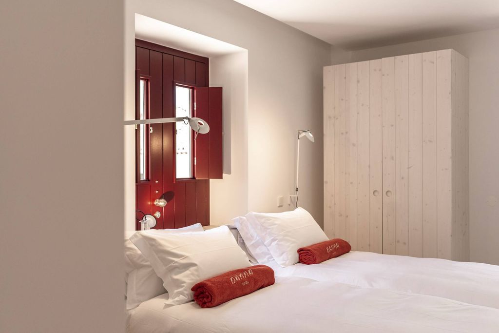 Danna Tavira Portuguese Design Houses 12 - Gallery