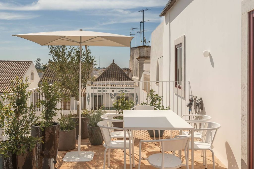 Danna Tavira Portuguese Design Houses gallery 4 - Gallery