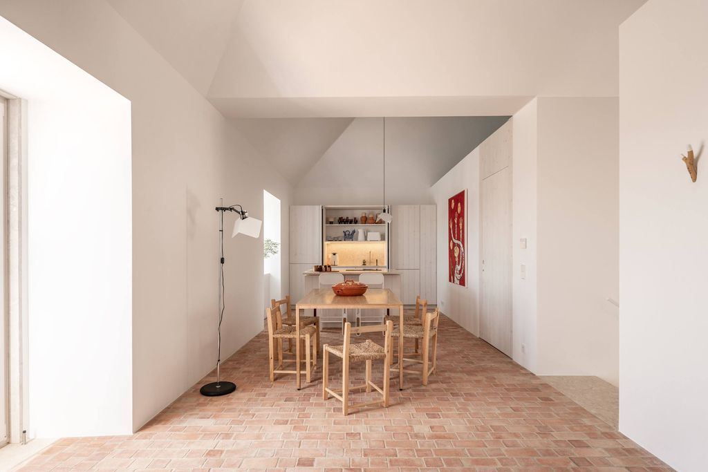 Danna Tavira Portuguese Design Houses gallery 16 - Gallery