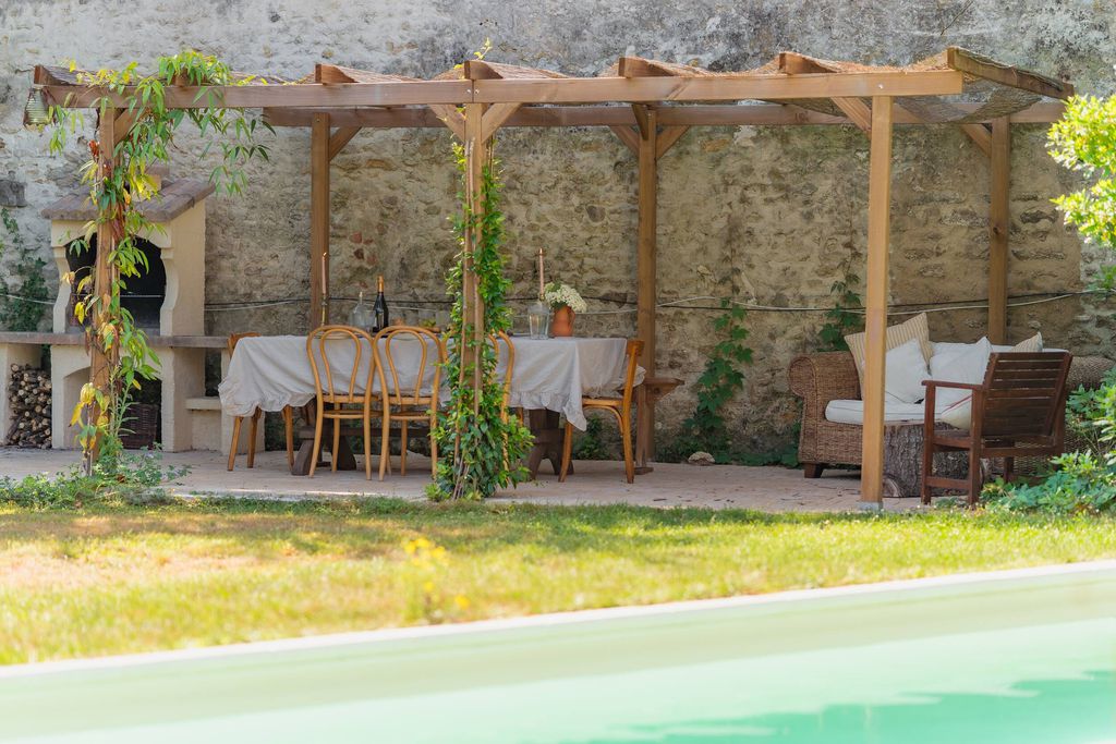 Les Volets Blancs 14 - Gallery