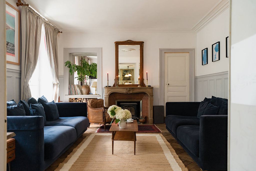 Les Volets Blancs 4 - Gallery
