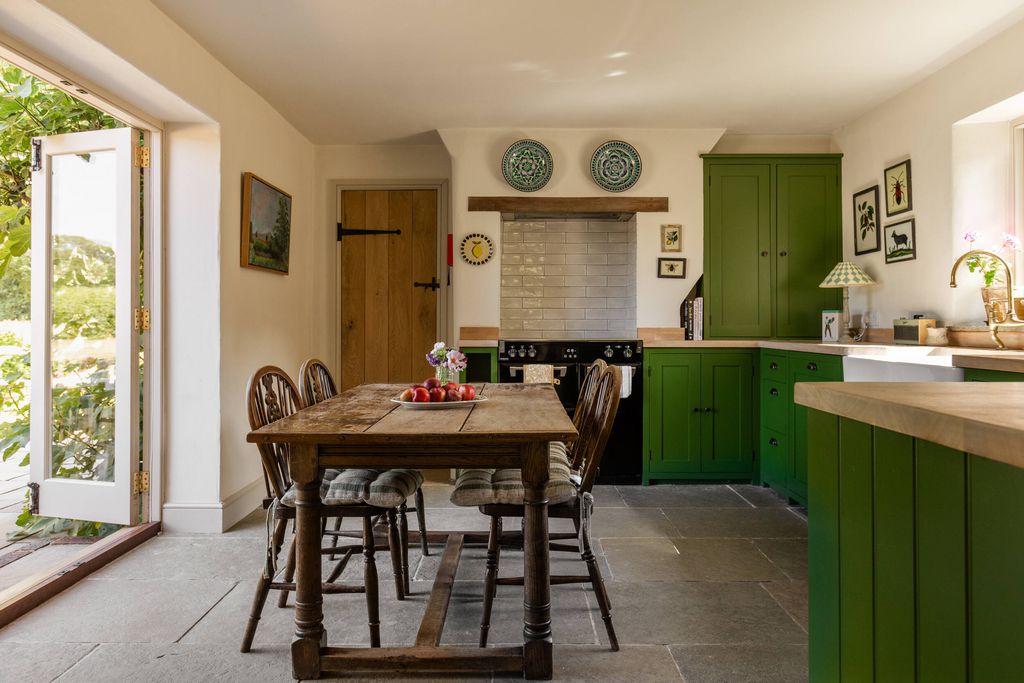 Hensill Farmhouse 4 - Gallery