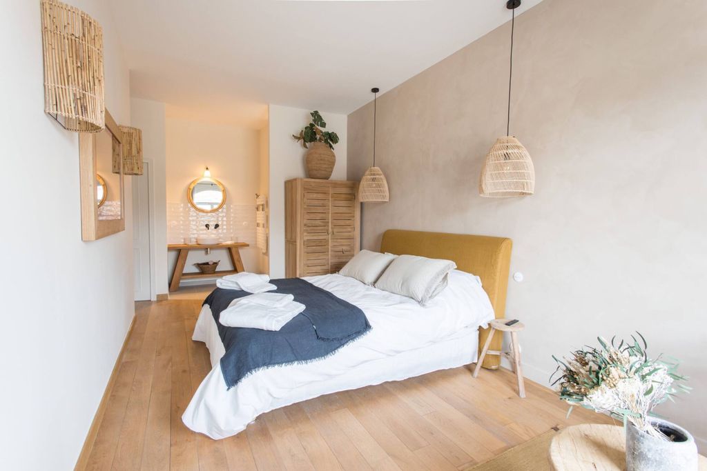 Les Penates Bordelaises 3 - Gallery