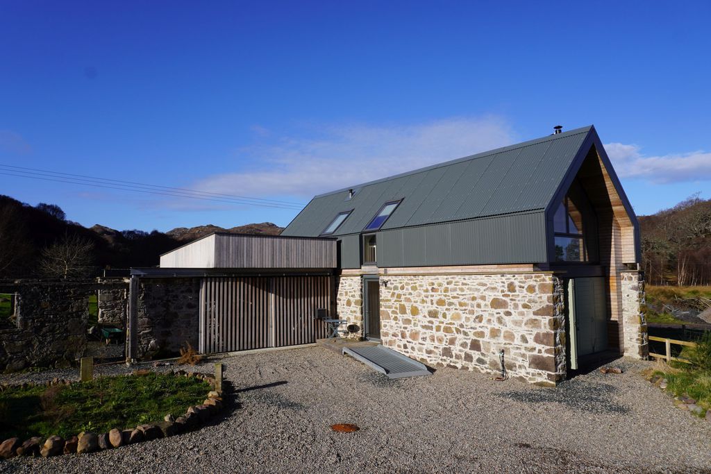 Shieldaig Steading 17 - Gallery