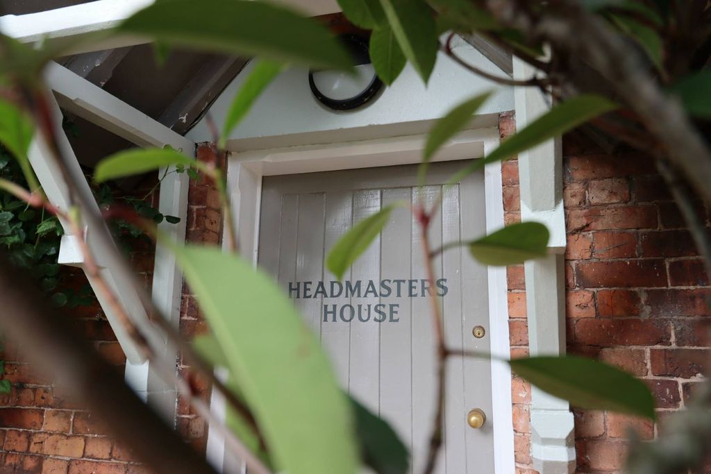 The Cholmondeley Arms 14 - Gallery