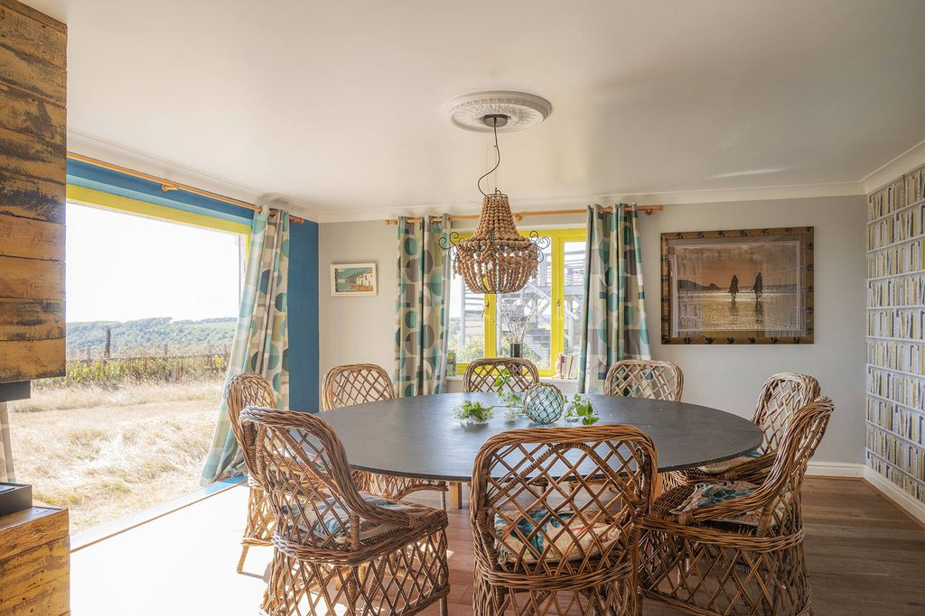 Mor & More Beach House 5 - Gallery