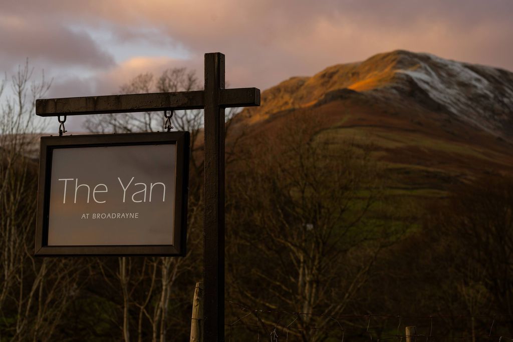 The Yan 16 - Gallery