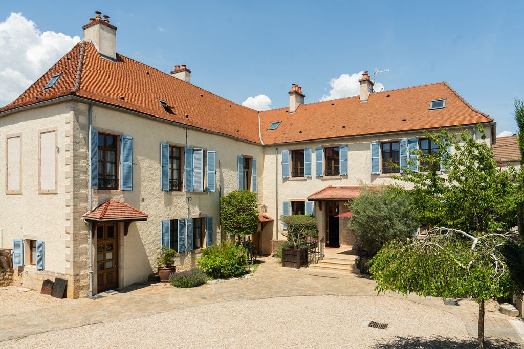 Les Deux Chèvres 3 - Gallery