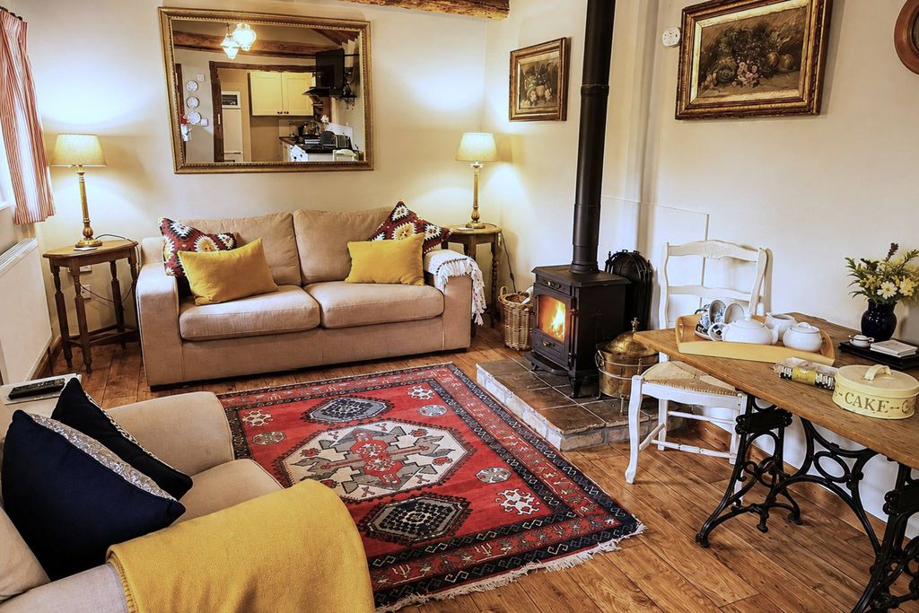The Granary, Moat Farm 2 - Gallery