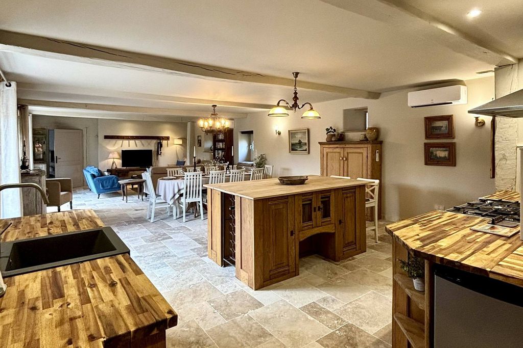 L'Ancienne Ecurie du Château Lezian 5 - Gallery