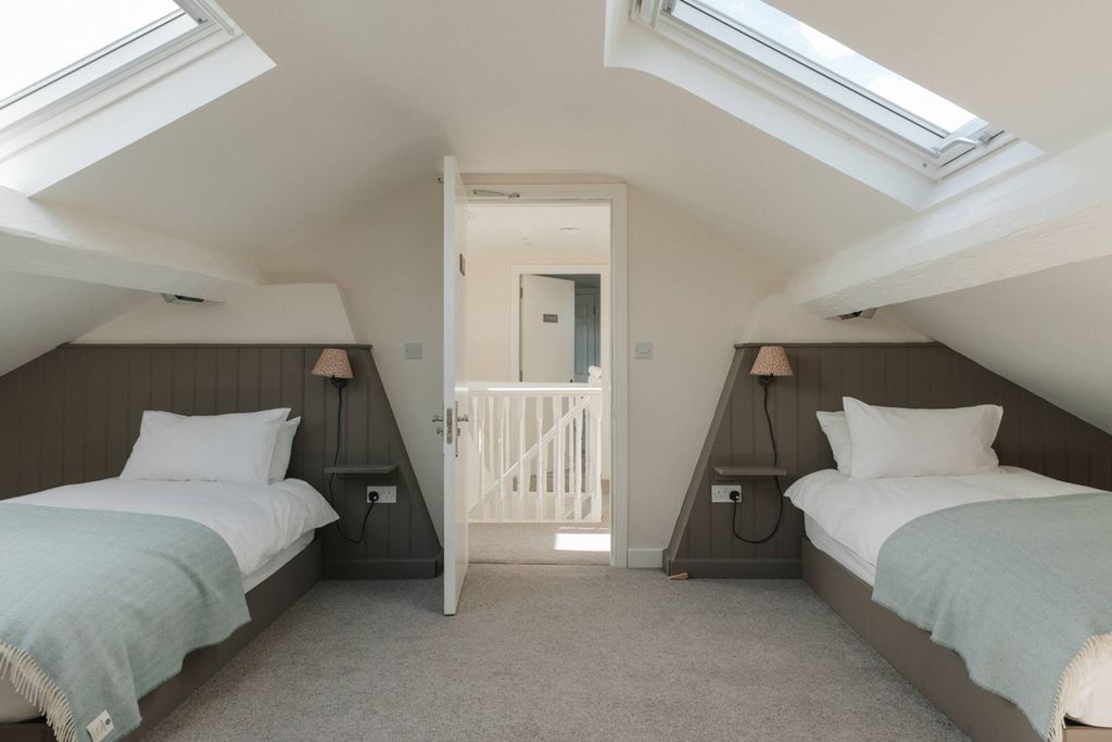 The Roost 8 - Gallery