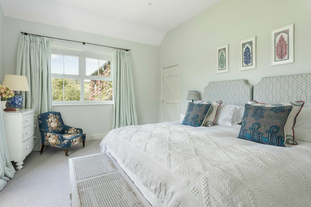 Abbott Moss 16 - Gallery
