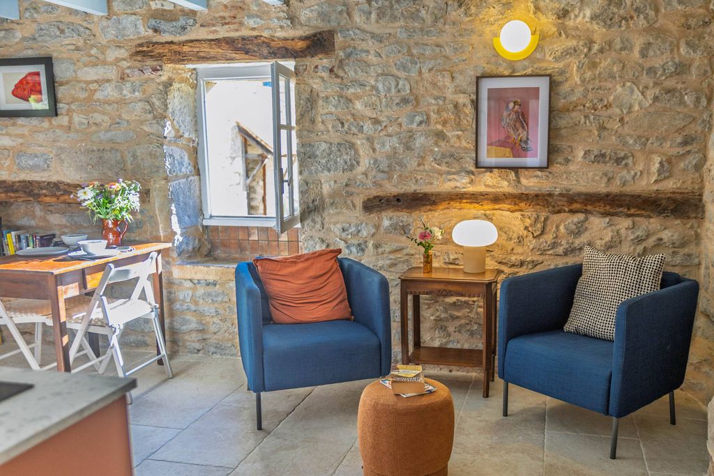 Les Mirabelles 5 - Gallery