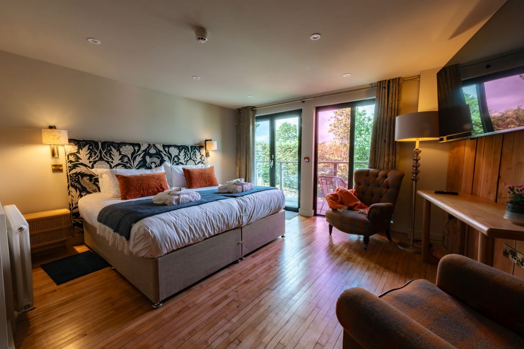 Dome House 8 - Gallery