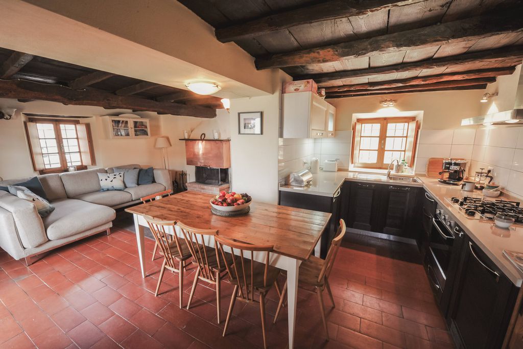 Montate 4 - Gallery