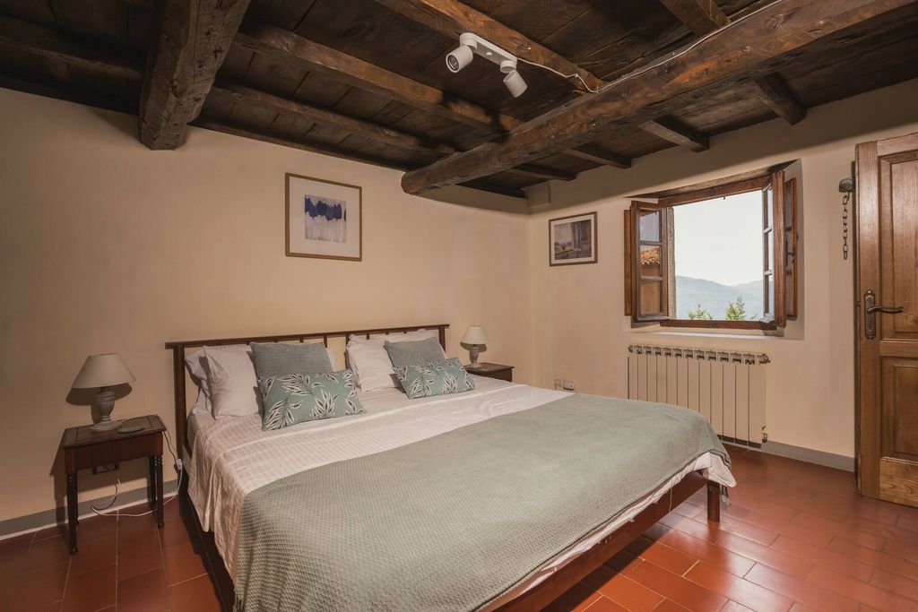 Montate 10 - Gallery