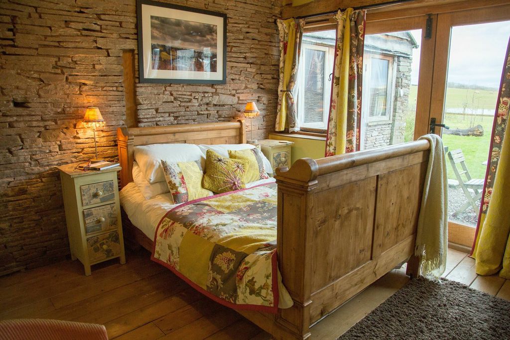 Cothill Barn 16 - Gallery