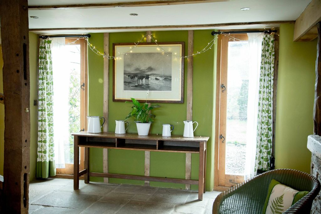 Cothill Barn 17 - Gallery