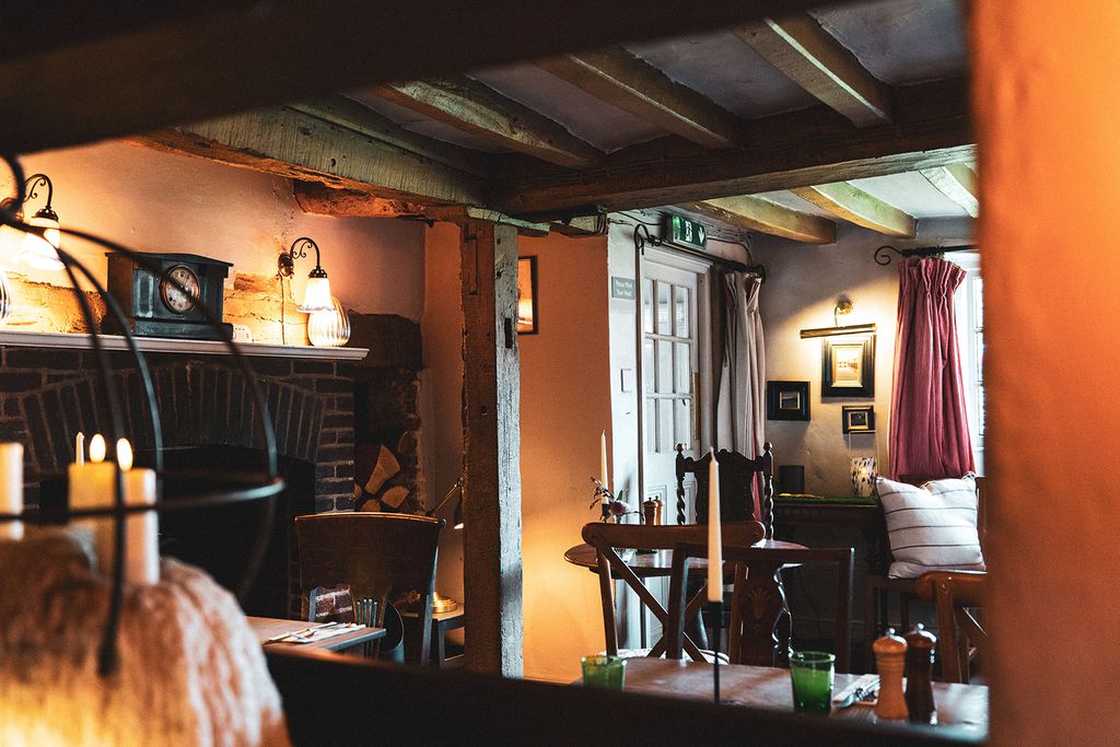 Botley Hill Farmhouse 14 - Gallery