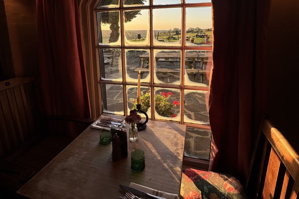 Botley Hill Farmhouse 15 - Gallery