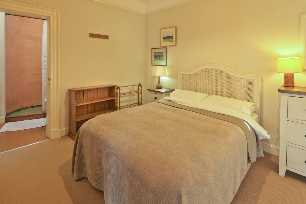 Longshot Cottage 5 - Gallery