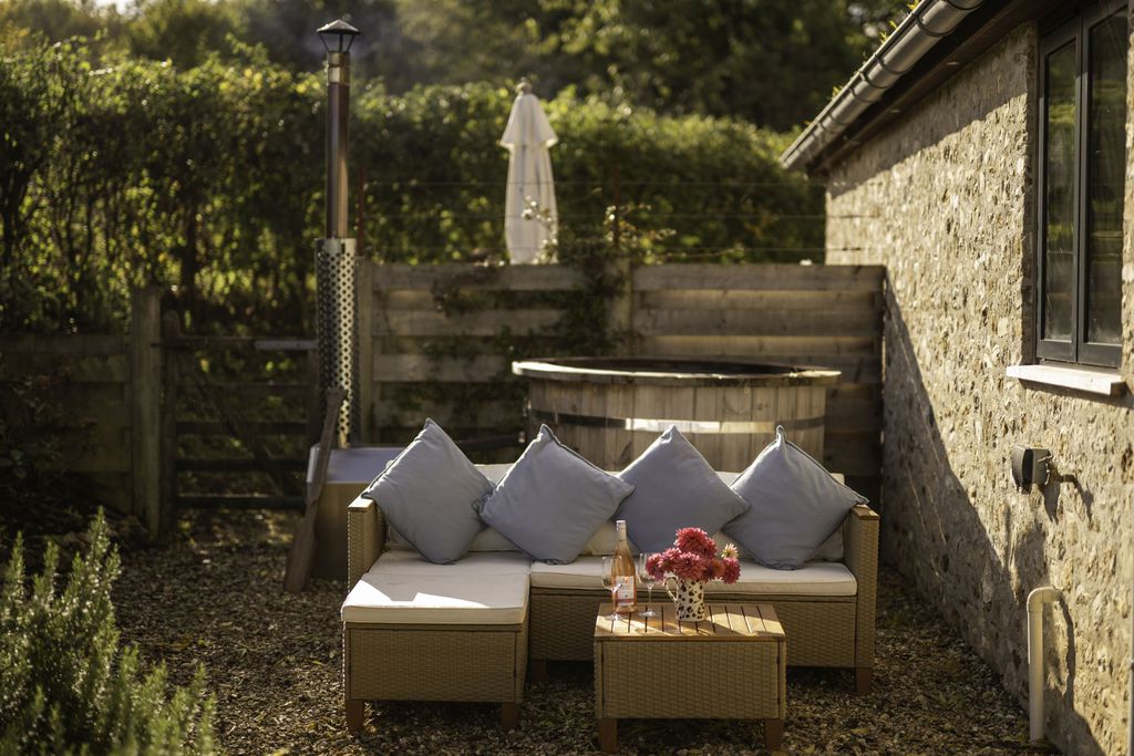 Meadow Barn at Bottle Farm 11 - Gallery
