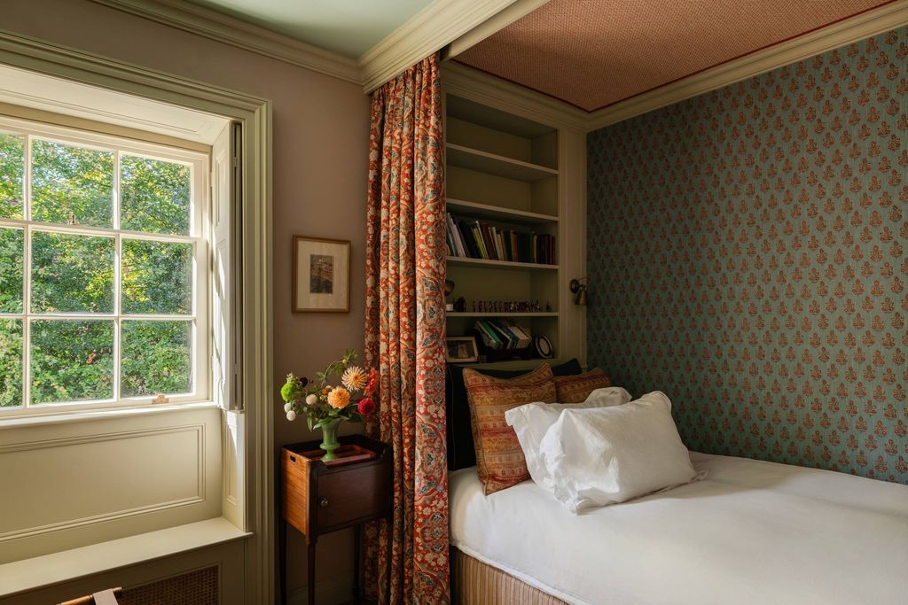 The Old Vicarage 8 - Gallery