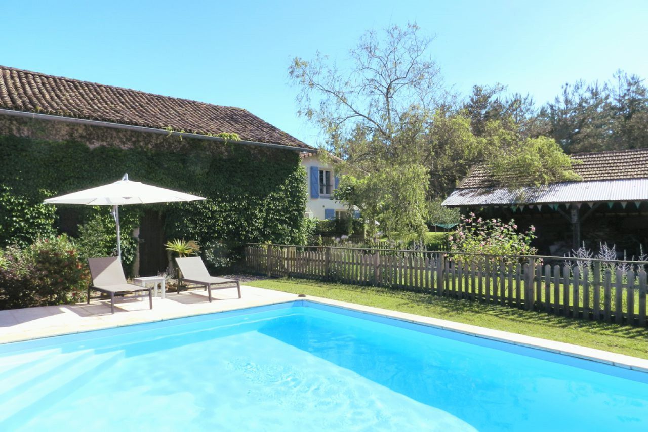 gites-in-france-with-pools-special-places-to-stay-sawday-s