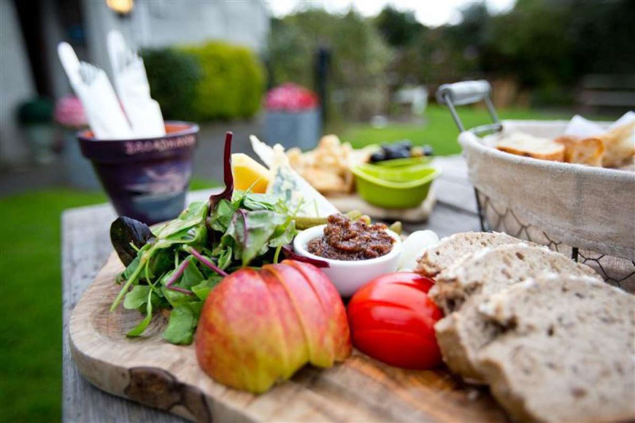 Stackpole Inn - Sawday's