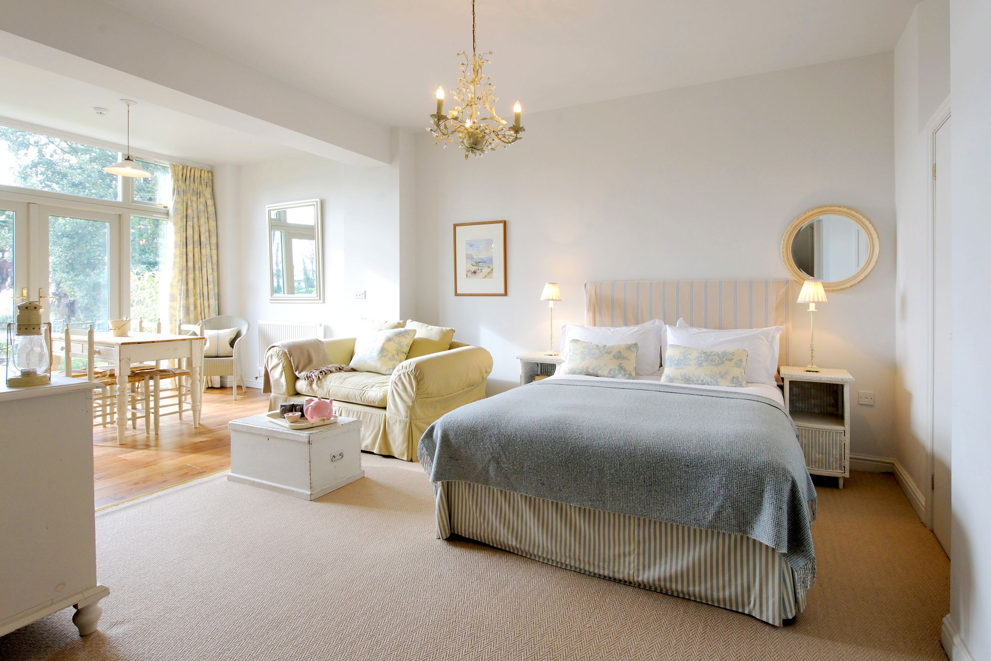 The Rosevine - Gallery