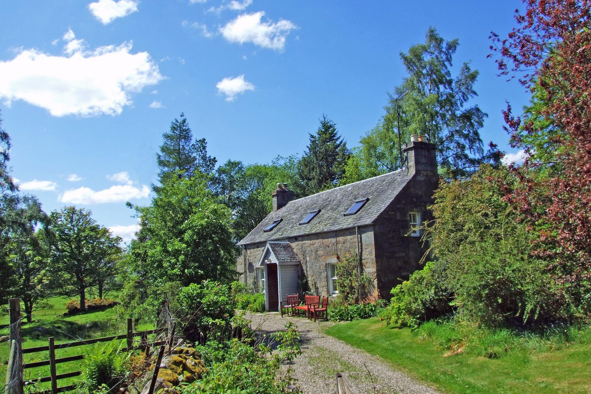 Rose Cottage, Dunalastair Estate Cottages - Gallery