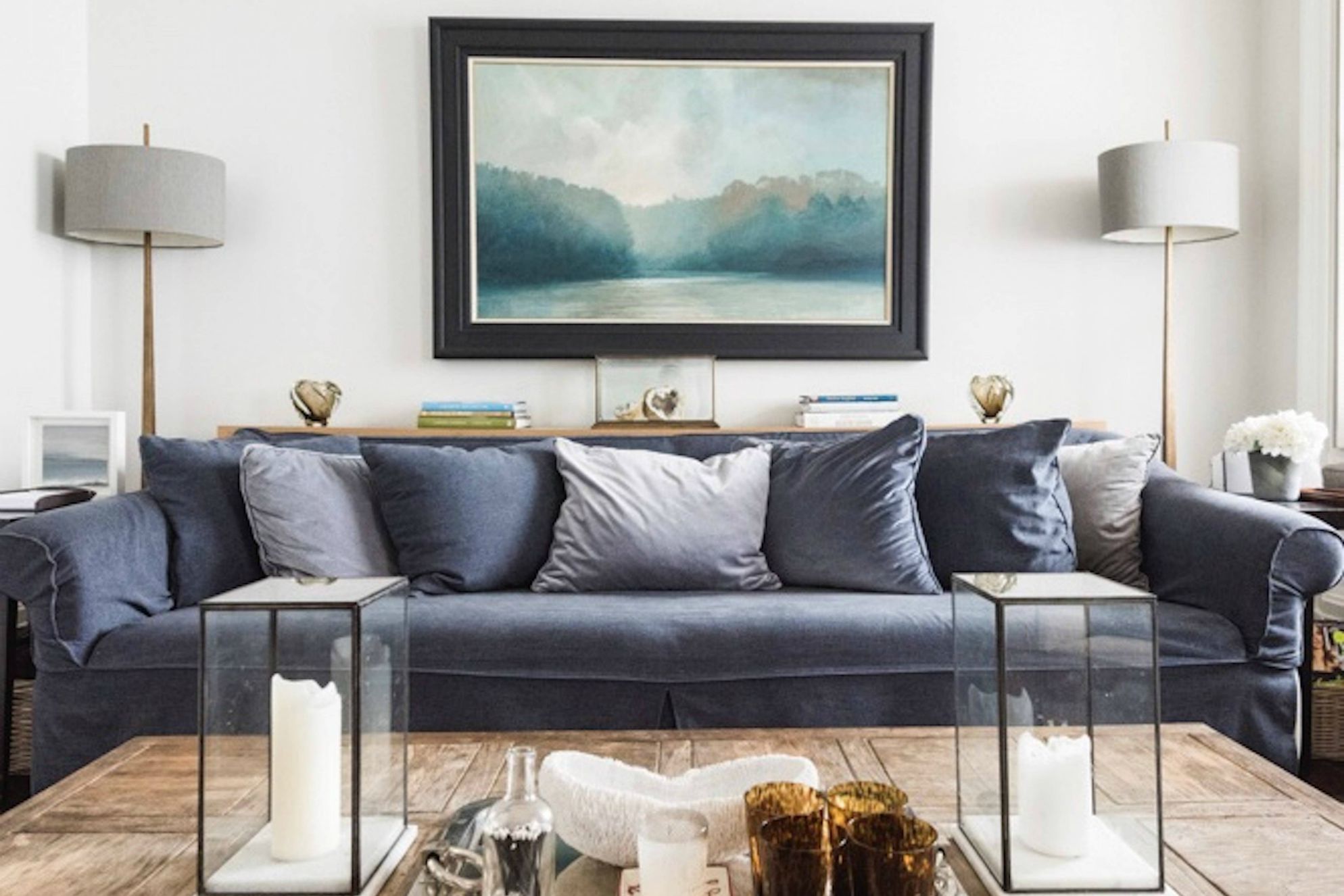 Light and modern lounge area at Pitchford House in Higher Baston, Devon with a seaside feel