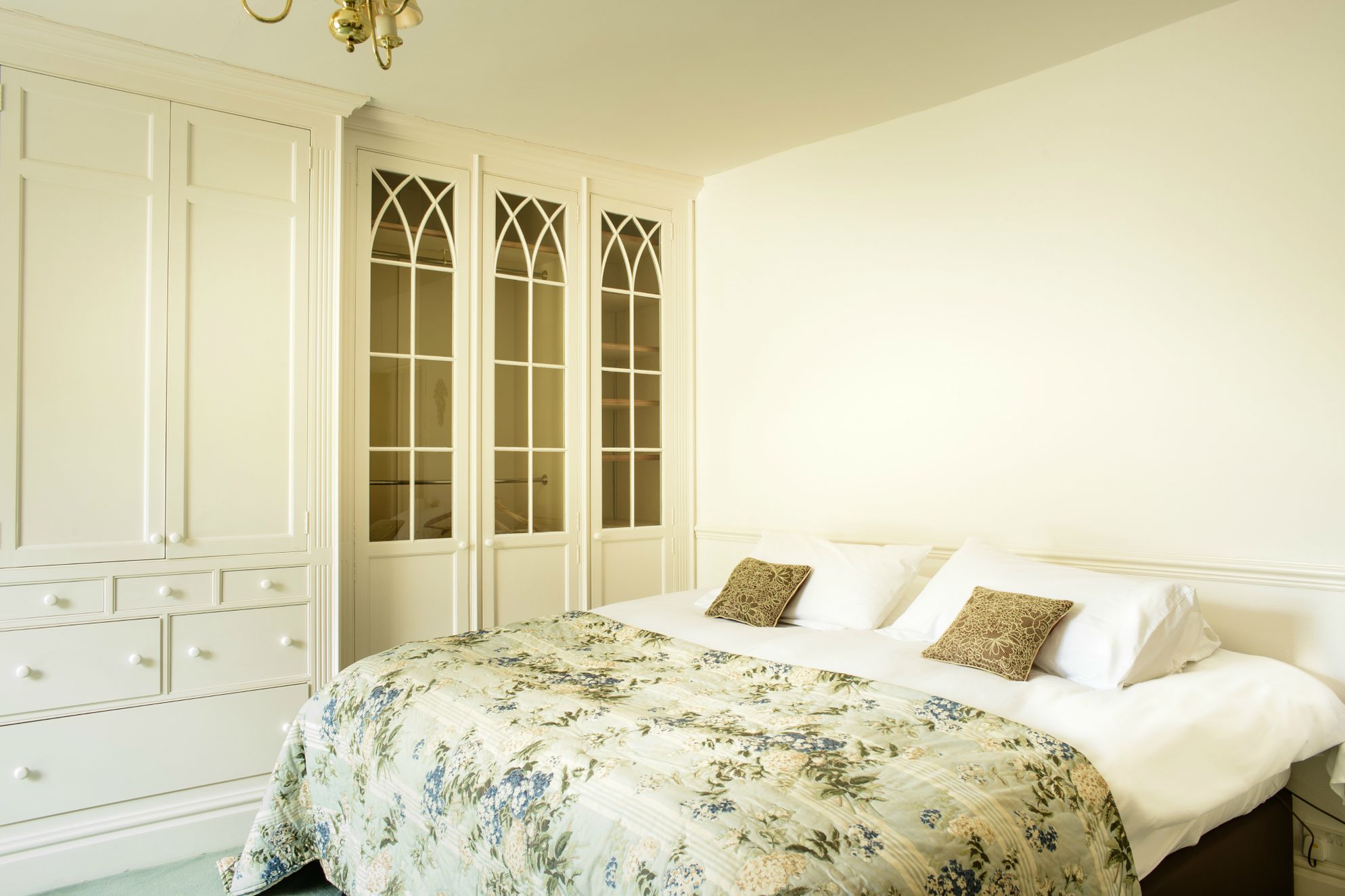 All Hallows Farmhouse - Gallery