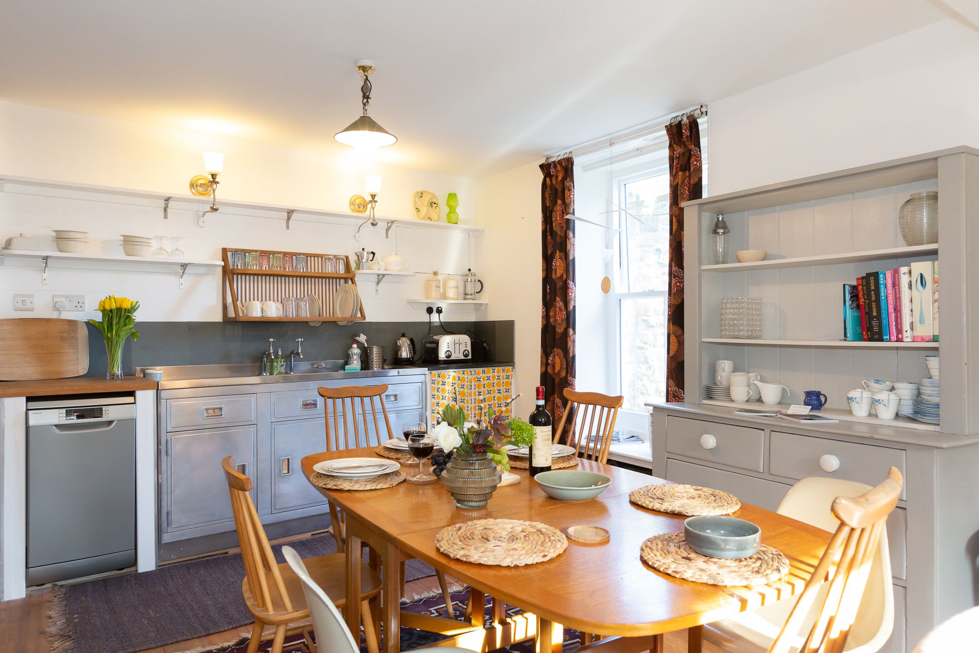 Janie's Cottage - Gallery
