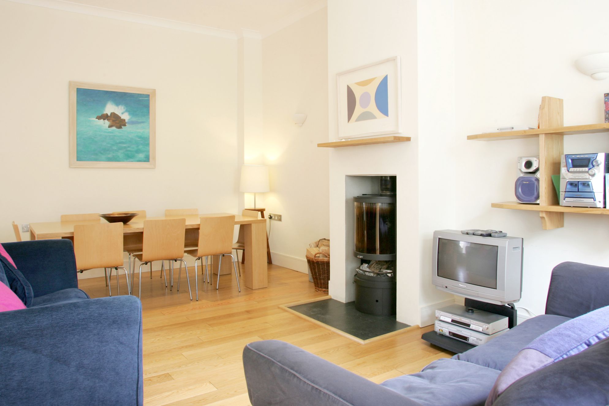 Open plan sitting and dining room 