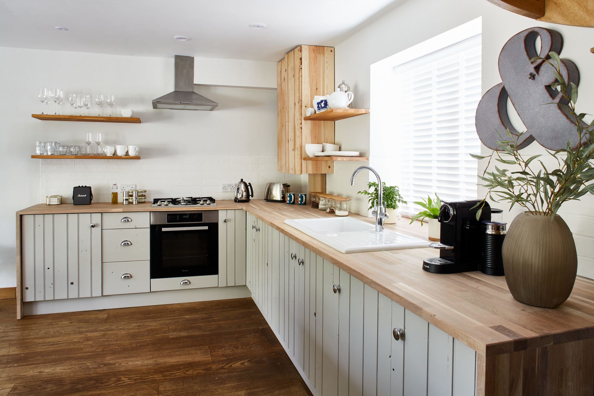 Coco's Barn - Gallery