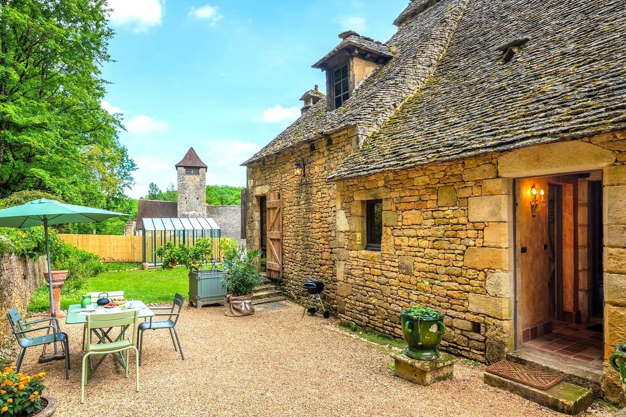 Château de Lacypierre - East wing apartment - Gallery