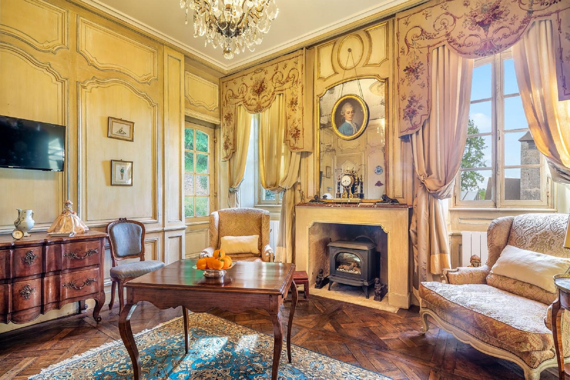 Château de Lacypierre - East wing - Gallery