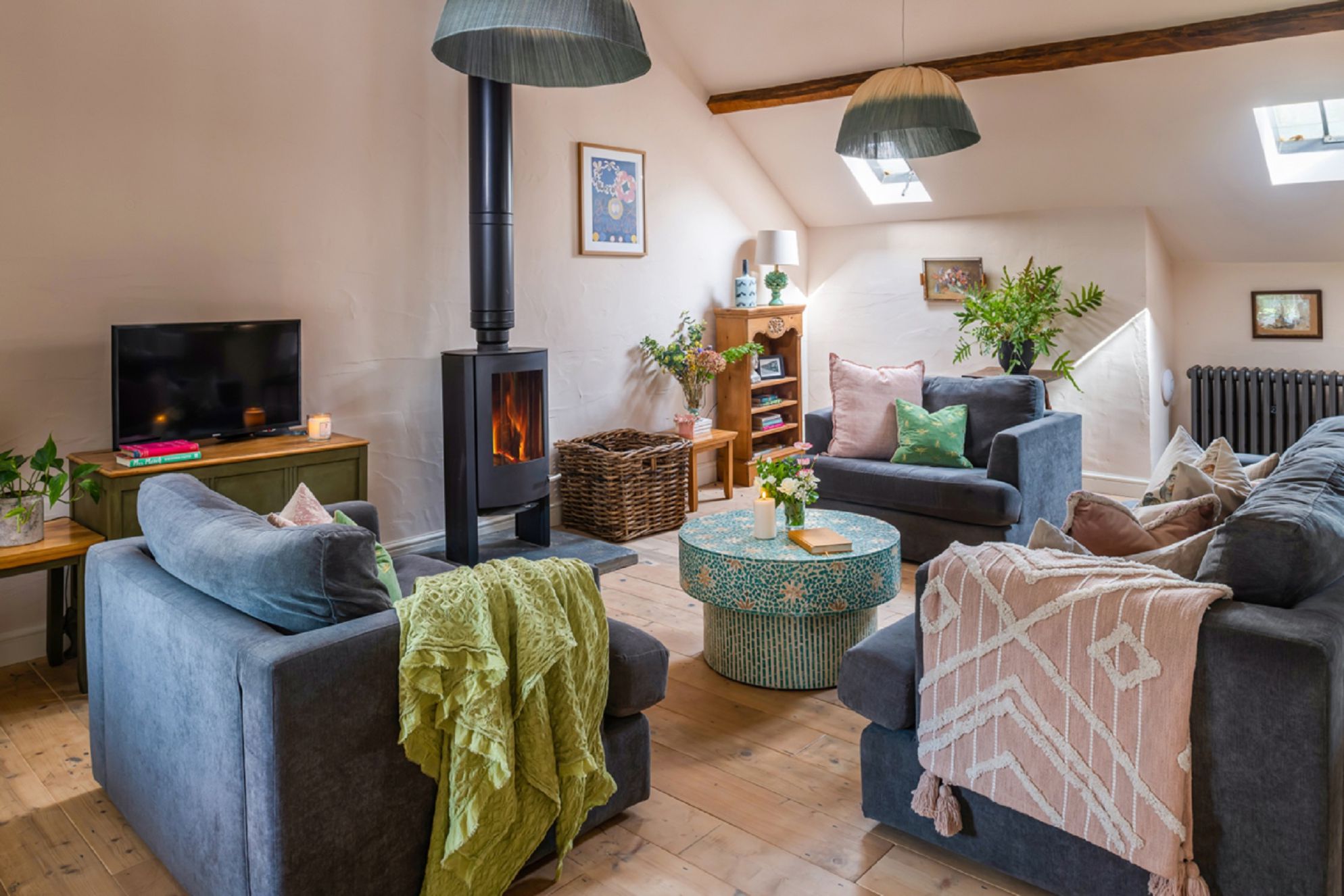 The Llanfendigaid Estate: Dove Cottage - Gallery