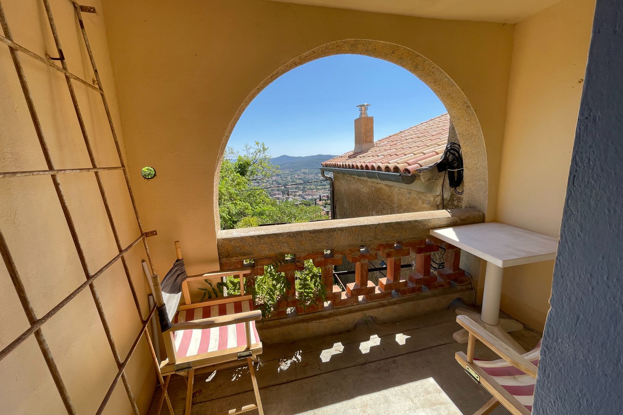 Mounto Davalo - Gallery