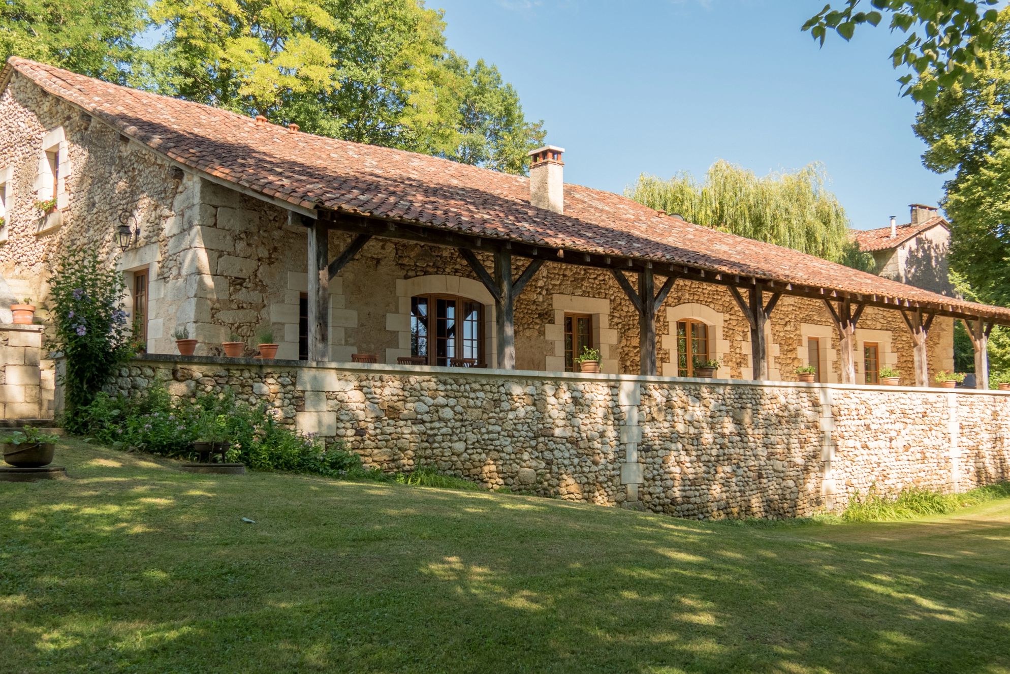 La Meynardie - Kabarole - Gallery