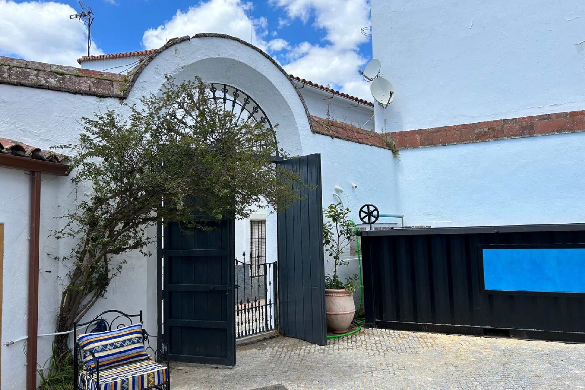 Yellow House - Gallery