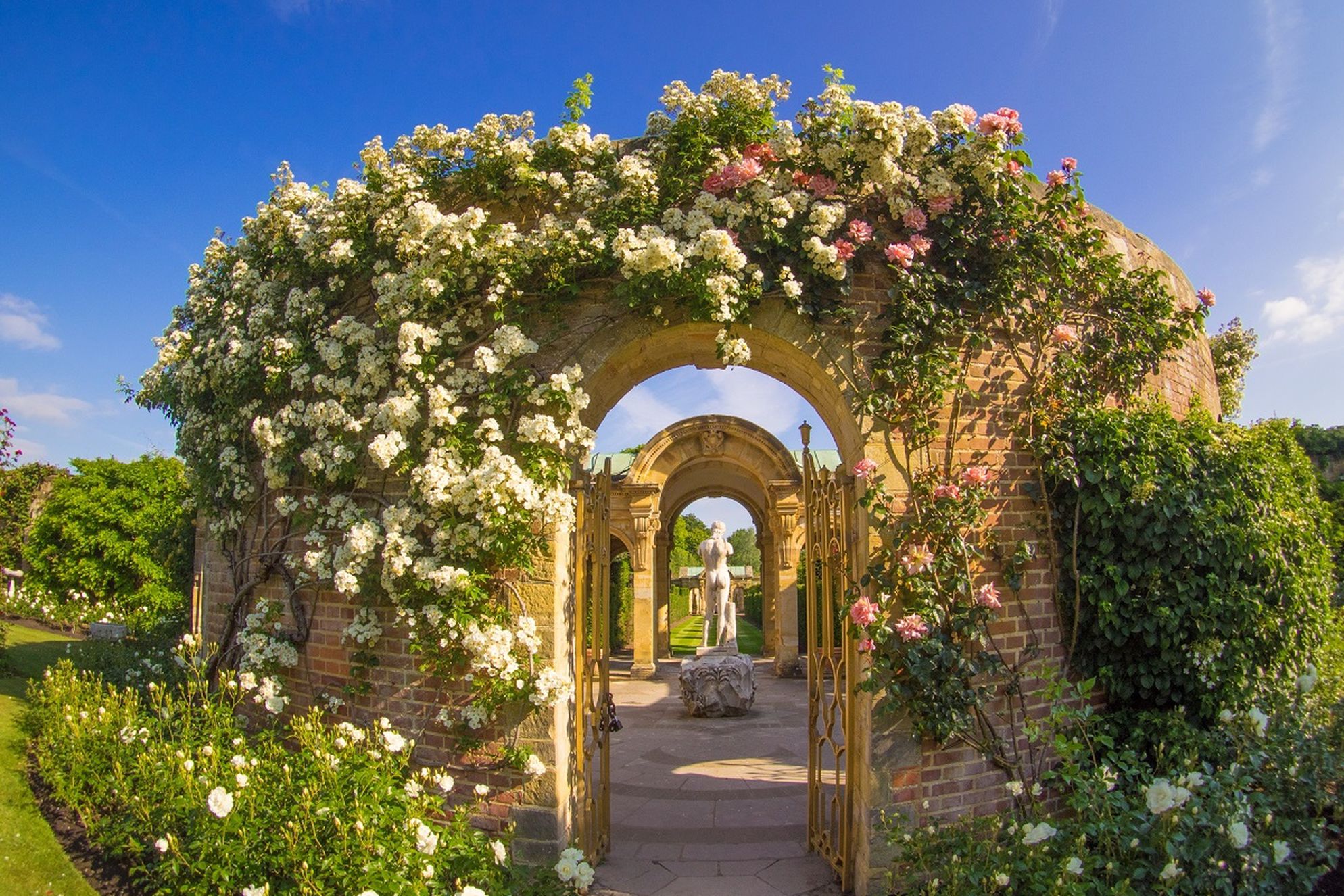 Medley Court at Hever Castle - Gallery