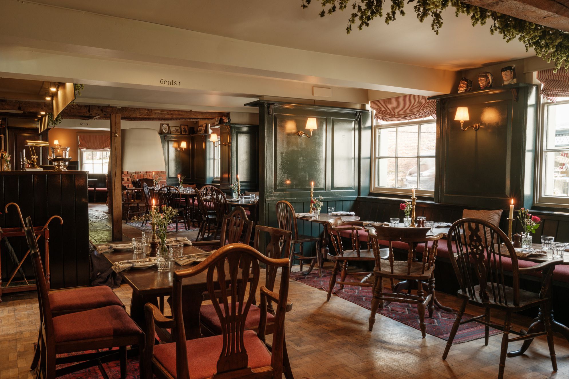 The Fleur de Lys - Gallery